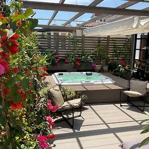 https://bnb-fra-le-righe.taorminaitalyhotels.com
