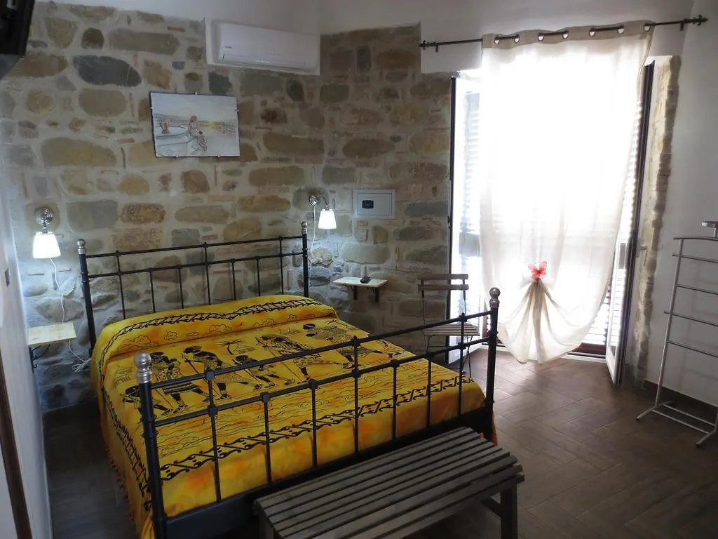 Bed & Breakfast Aurora Bed And Breakfast Santo Stefano di Camastra